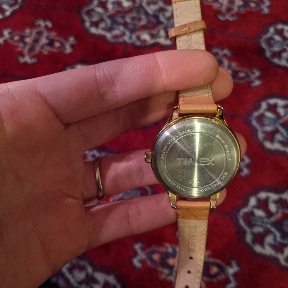 Watch - Picture 2 of 4